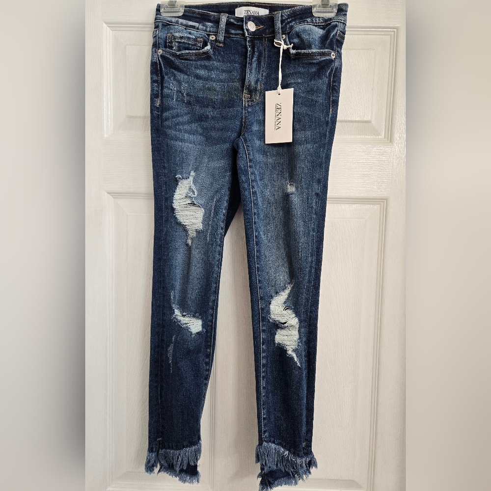 Zenana Distressed Jeans - Picture 4 of 5